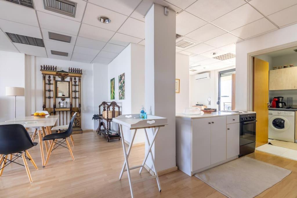 Downtown Spacious Loft Just 3 Minutes From Centre Apartmán Iraklio
