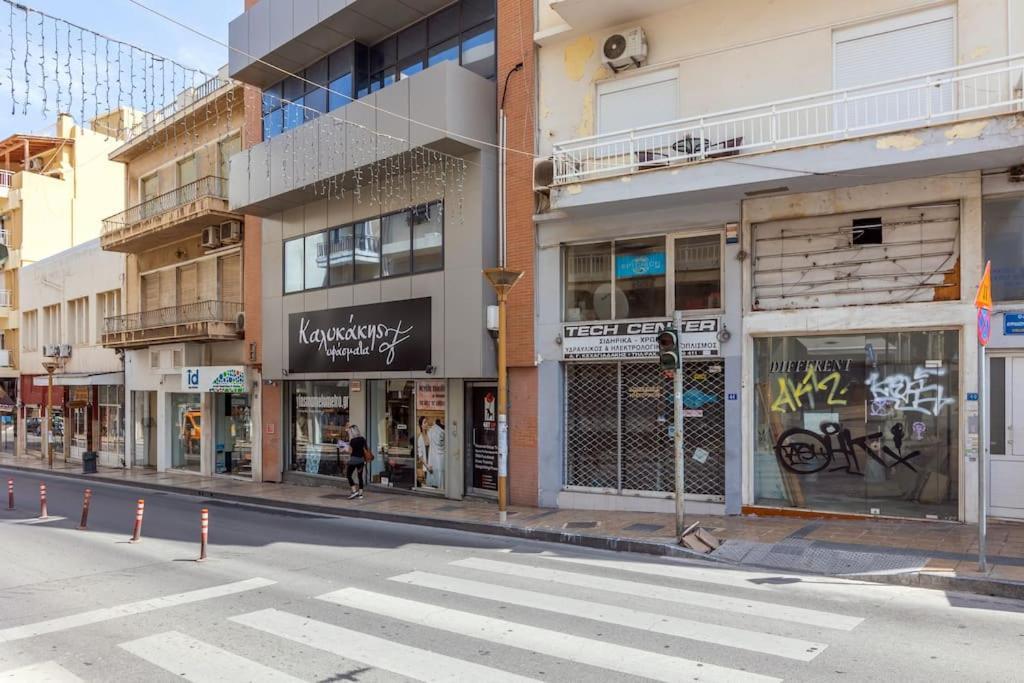 Downtown Spacious Loft Just 3 Minutes From Centre