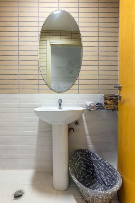 Apartment Downtown Spacious Loft Just 3 Minutes From Centre *