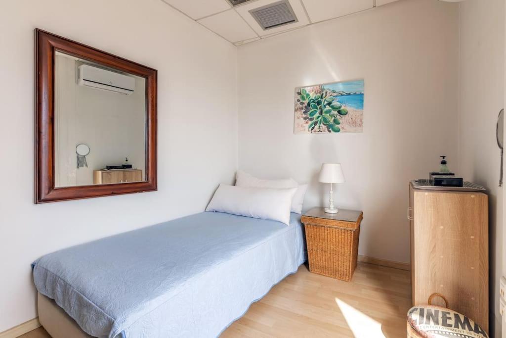 Downtown Spacious Loft Just 3 Minutes From Centre *