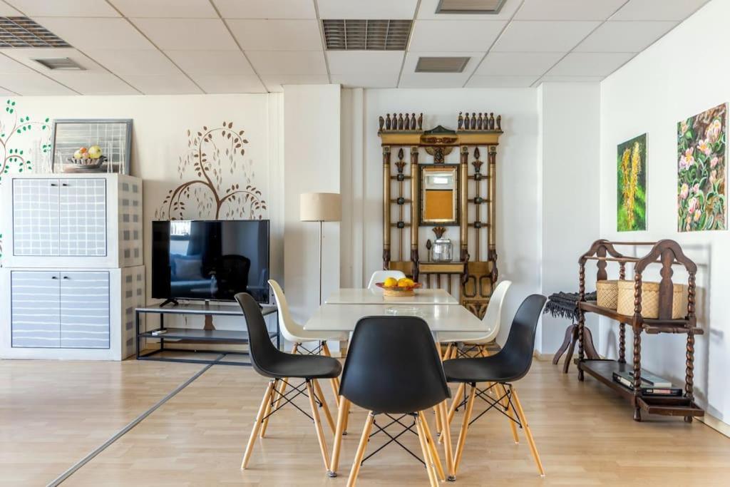 Apartment Downtown Spacious Loft Just 3 Minutes From Centre *
