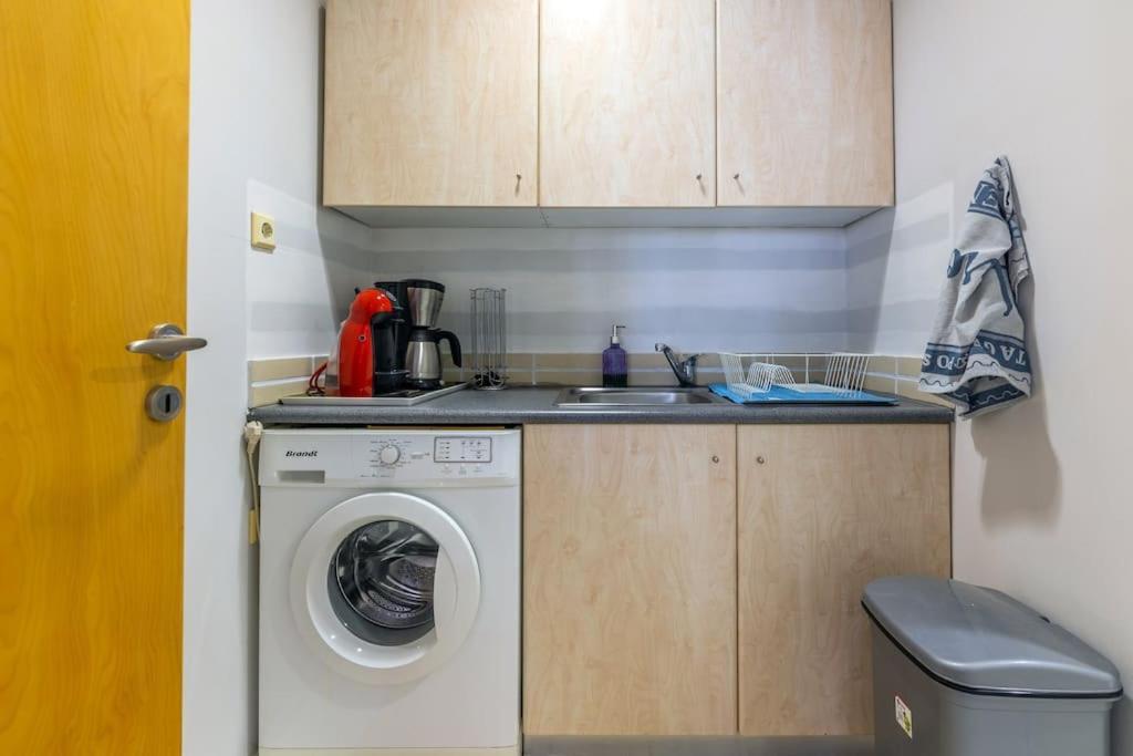Downtown Spacious Loft Just 3 Minutes From Centre Apartment