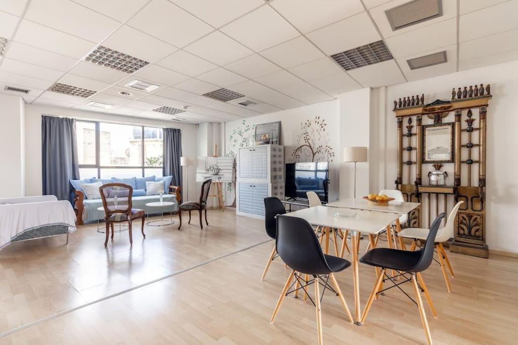 Downtown Spacious Loft Just 3 Minutes From Centre Apartment Heraklion (Crete)